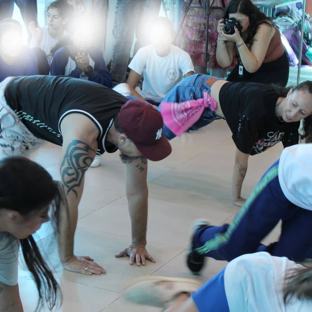Registro do Flicampos da cena Hip Hop PG na Biblioteca Municipal de Ponta Grossa